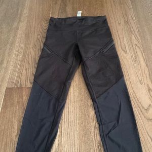 Kids ivivva capris